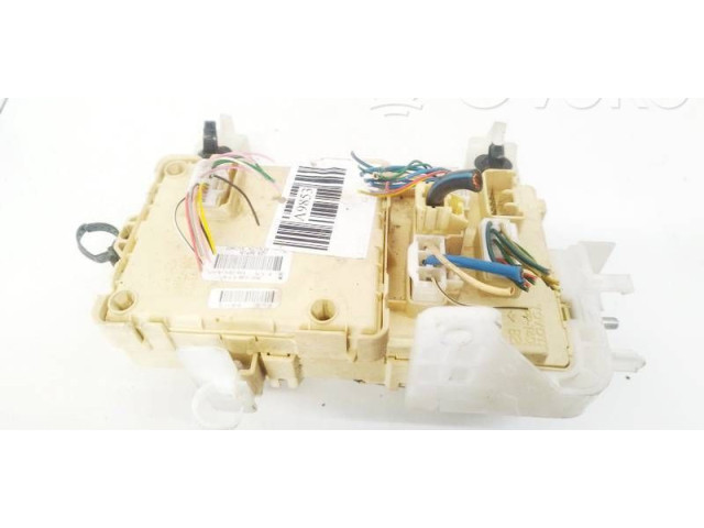 Блок предохранителей  892210F010, 89221-0F010   Toyota Corolla Verso AR10    