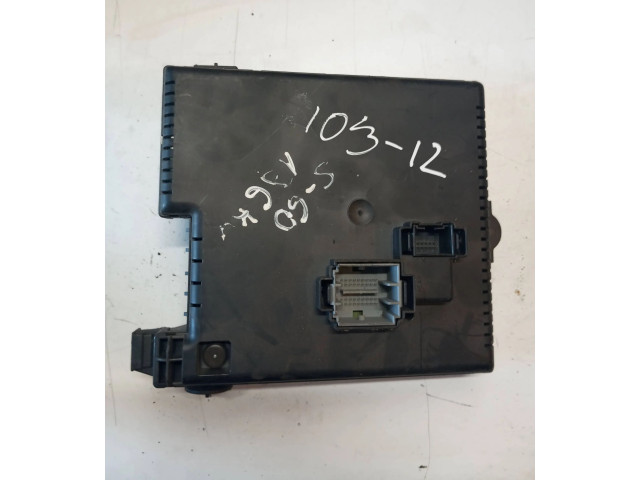 Блок предохранителей 30728512, 05W334   Volvo XC90    