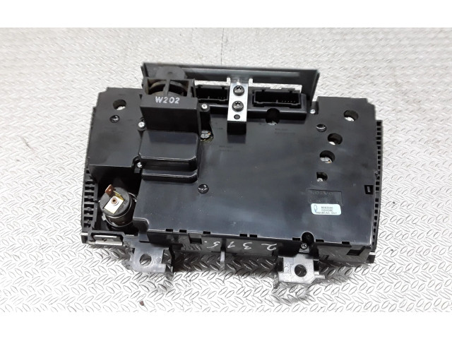 Блок управления климат-контролем 8682930 Volvo V70