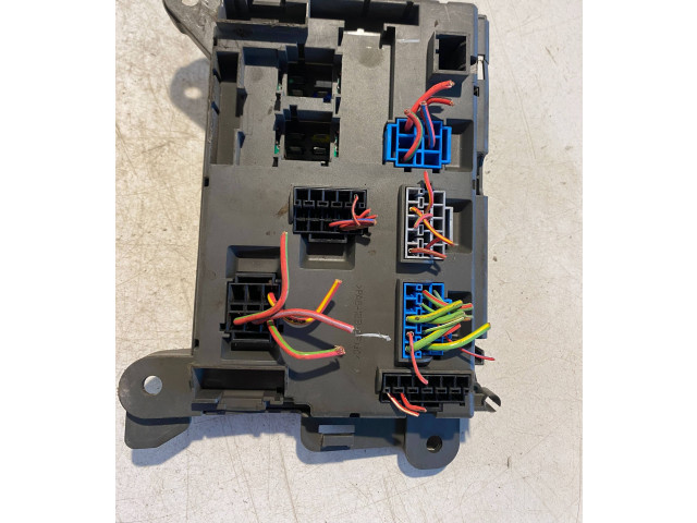 Pojistková skříňka B010105300, BJ5R595610 BMW X5 E70 2009