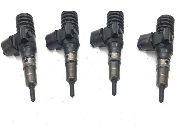 Комплект форсунок 0414720402    Audi A3 S3 8P   