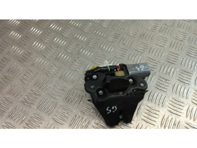 Замок задней крышки