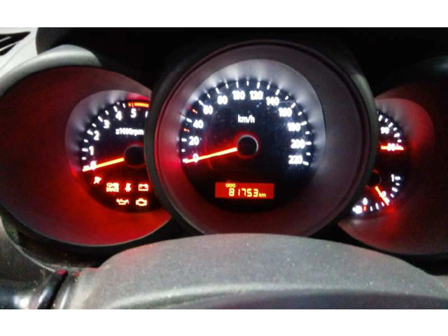 Přístrojová deska KIA Soul 2010 940032K591