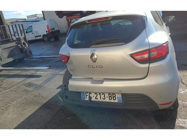 Вентилятор радиатора     8240636    Renault Clio IV 