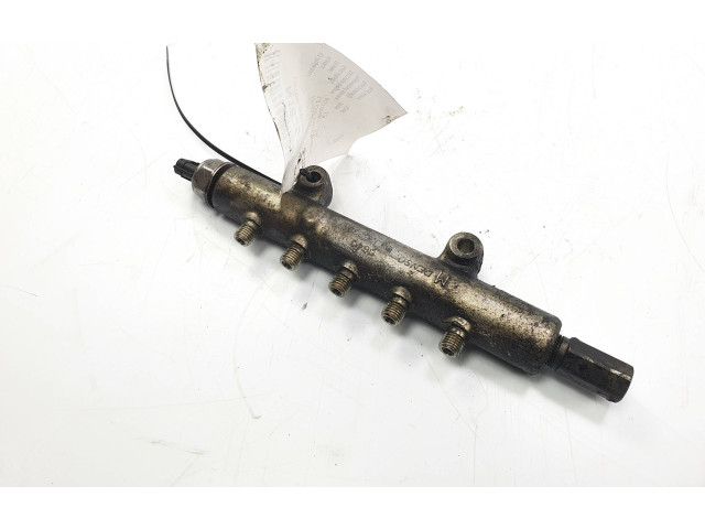 Vstřikovací lišta 05J35239 Mitsubishi Pajero 3.2 DID 4M41