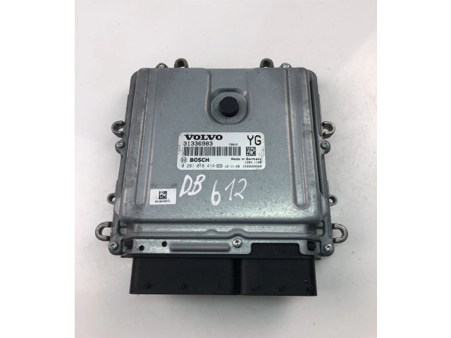 Блок управления двигателем Блок управления 31336983, 0281018414   Volvo V70