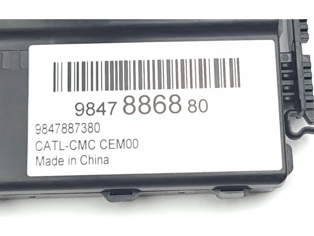 Sonstige Steuergeräte / Module 9847886880, 9847887380   Jeep Avenger