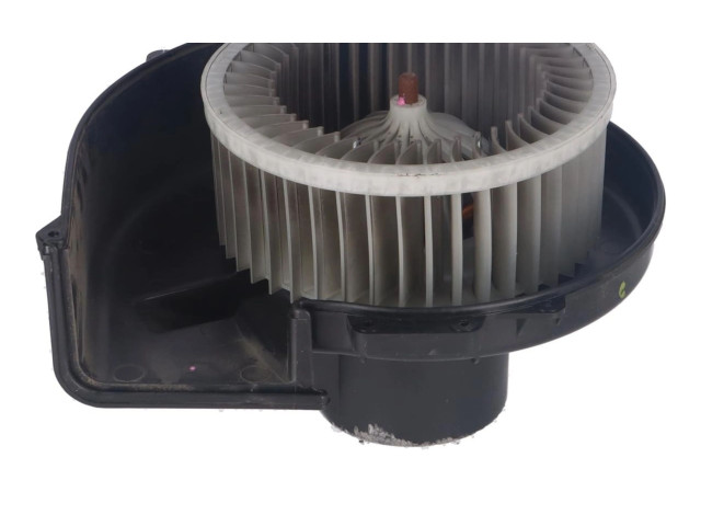 Вентилятор печки 6R1819015A Skoda Fabia Mk3 (NJ)