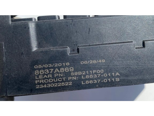 Блок предохранителей L8637011A Mitsubishi Outlander