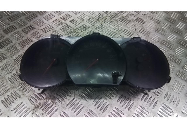 Панель приборов    Suzuki Grand Vitara I       