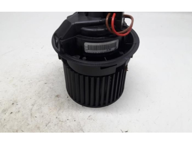 Вентилятор печки    272100975R, 272107379R   Dacia Logan Pick-Up