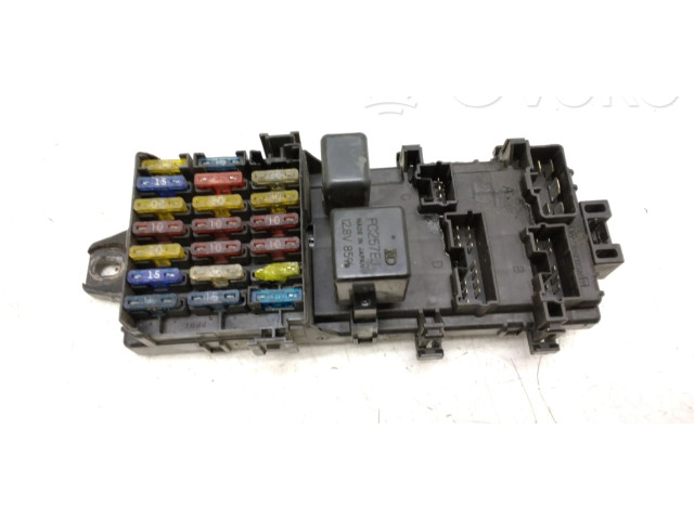 Блок предохранителей FC257EJ Mitsubishi Colt