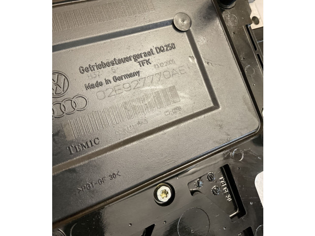 Блок управления коробкой передач 02E927770AE   Volkswagen PASSAT B6