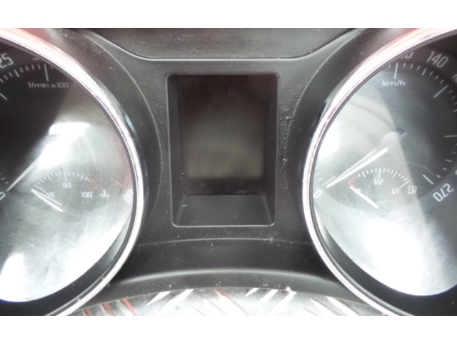 Панель приборов V0009000, 3T1920841E Skoda Superb B6 (3T)