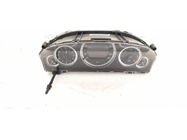 Přístrojová deska Mercedes-Benz E W212 2010 2129004104, 2129005003