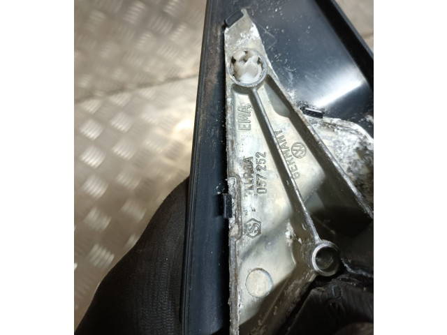 Зеркало электрическое Volkswagen Golf IV 1998-2005 года