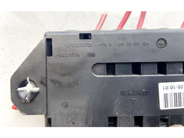 Блок предохранителей 9162323, 9162323 Volvo V70