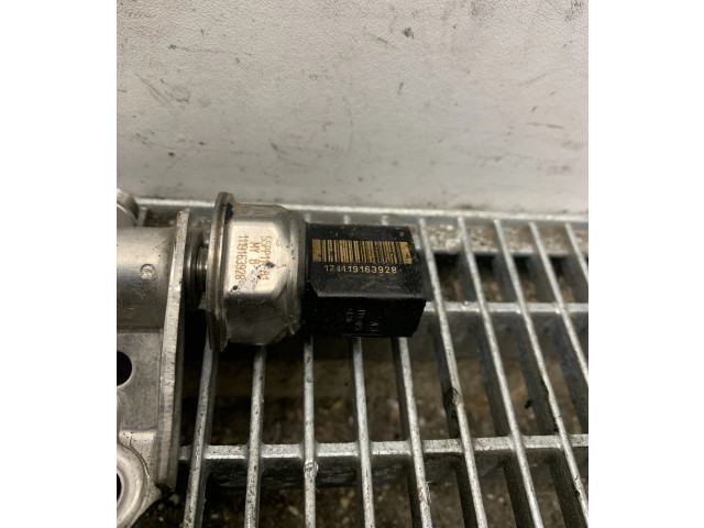 Vstřikovací lišta 7537319 BMW 7 F01 F02 F03 F04 pro benzínový motor 3.0 N54 B30 A