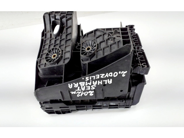 Pojistková skříňka 3C0937125, 1K0937132F Seat Alhambra (Mk2) 2011