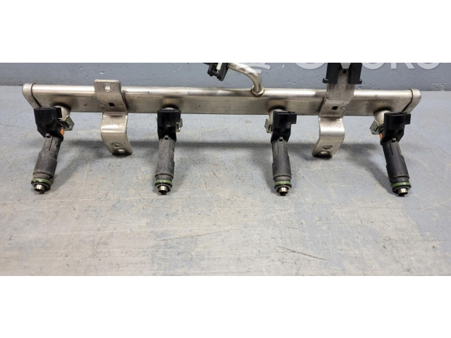 Топливная рампа 04627120AC Jeep Cherokee