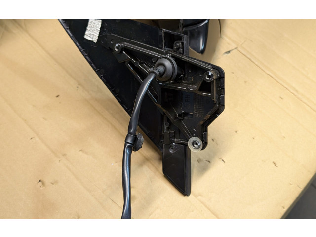 Zpětné zrcátko Tesla Model Y 2013