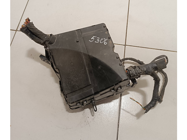 Блок предохранителей 91951, E426209J KIA Sorento