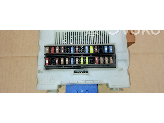 Блок предохранителей 7G9T14C256GA, 3659AF01125TP   Volvo S80    