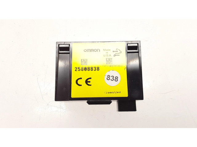 Блок управления 25808838 Chevrolet Captiva