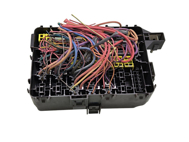 Pojistková skříňka 7154057130, 7171545530 Dodge Charger 2019