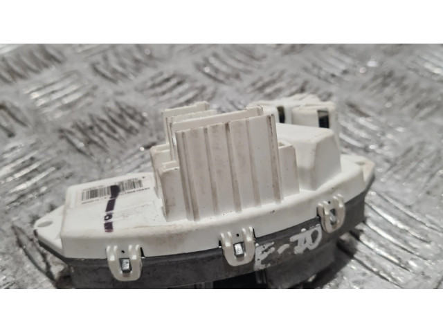 Реостат вентилятора печки