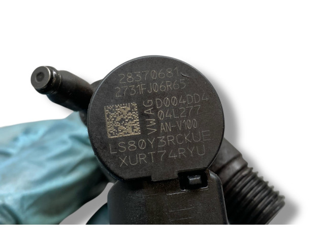 Форсунка 28370681, 04L277 Skoda Octavia Mk3 (5E) CXXB