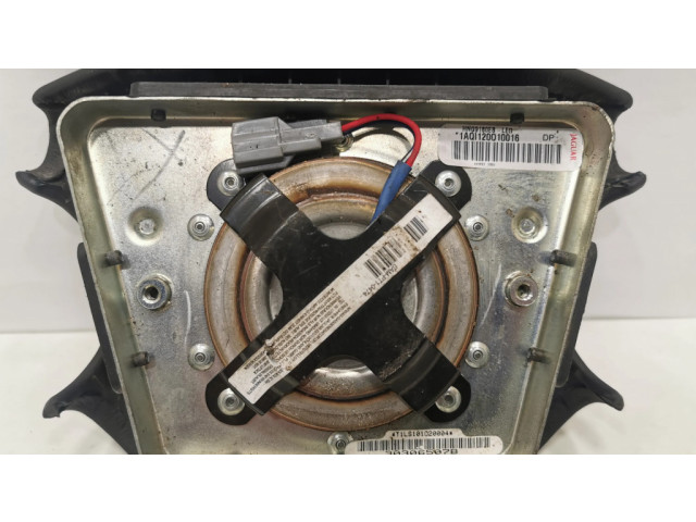 Подушка безопасности водителя HNG9180EB   Jaguar XJ X308