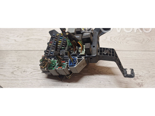 Блок предохранителей 1s7t14a073af   Ford Mondeo Mk III