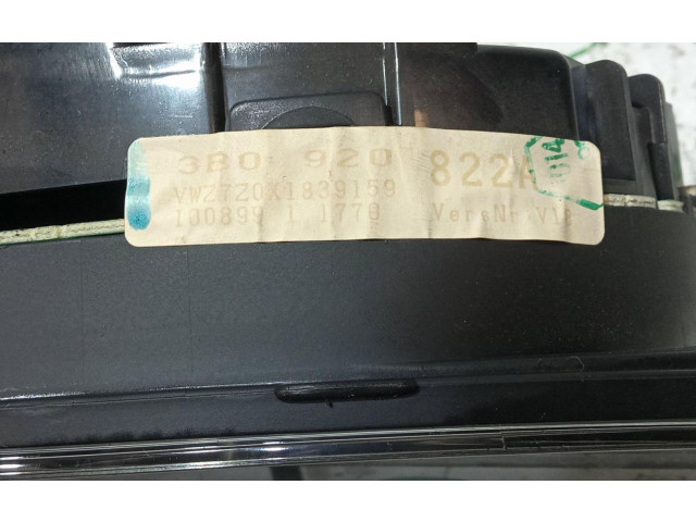 Панель приборов 3B0920822A   Volkswagen PASSAT       