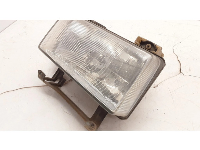 Přední světlo pravé 9GH11735700   Audi 80 90 B2 1985