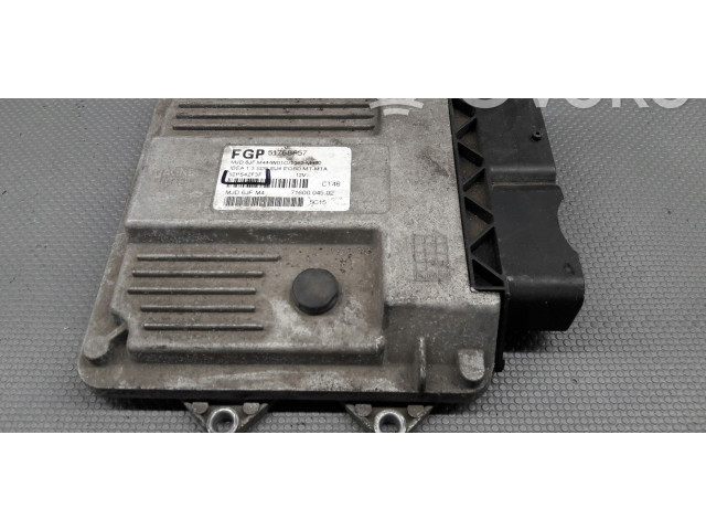 Блок управления двигателя 51768657 Fiat Idea
