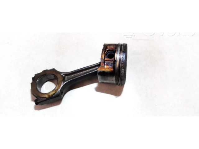 Píst 4418 Alfa Romeo 156 pro benzínový motor 1.8