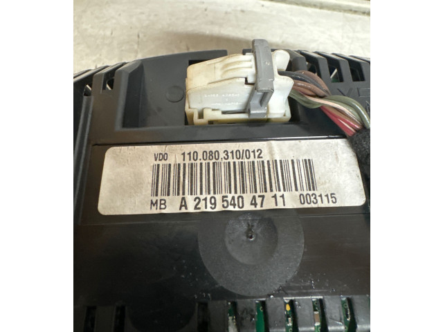 Přístrojová deska Mercedes-Benz CLS AMG C219 2006 A2195404711, 110080310012