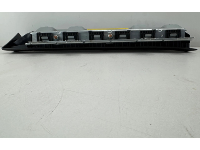 Подушка безопасности для колен 617379600C Mercedes-Benz A W176