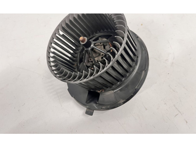Вентилятор печки    1K1819015C, 1K1819015C   Skoda Octavia Mk2 (1Z)