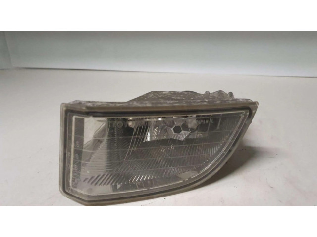 Передняя противотуманная фара