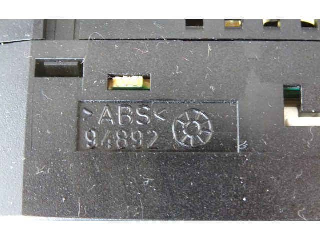 Дисплей MR114346, 94892 Mitsubishi Carisma