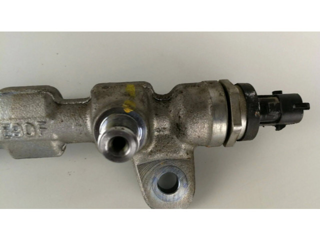 Топливная рампа 55215208, 0445214192 Alfa Romeo Giulietta 2.0