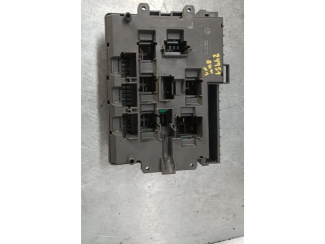 Pojistková skříňka 10688710 BMW X1 E84 2014