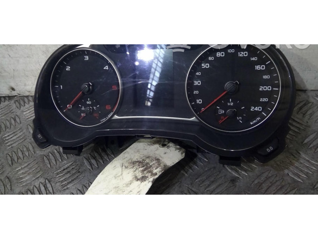 Панель приборов 8X0920930A   Audi A1       