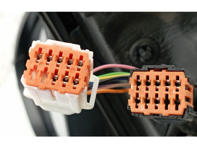 Zpětné zrcátko Peugeot 5008 II