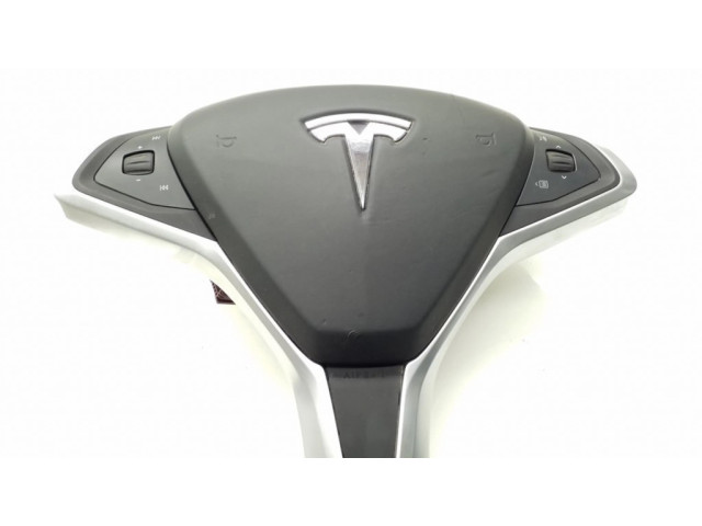 Подушка безопасности водителя 103677901C Tesla Model S