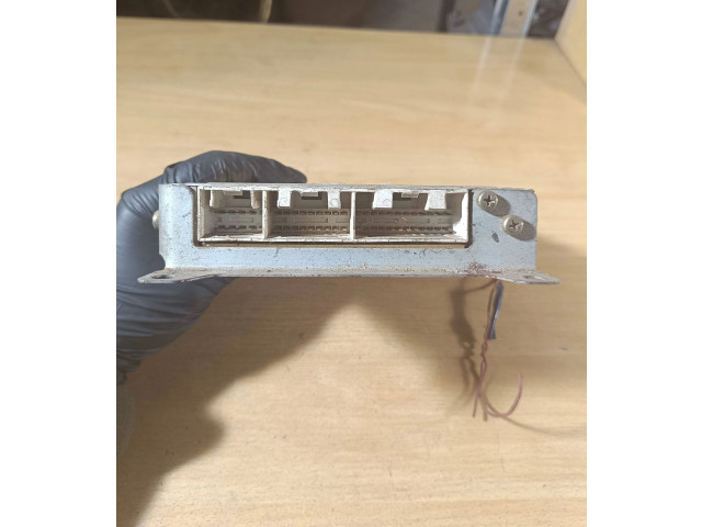 Блок управления двигателя FE6E18881D Mazda 626