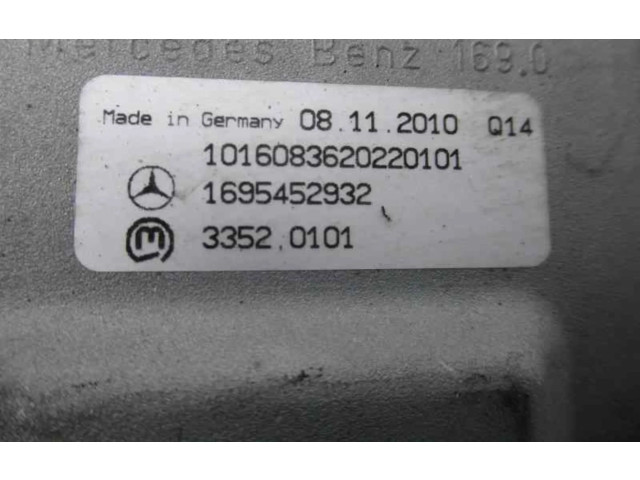 Руль Mercedes-Benz A W169 2004 - 2012 года A1694604016