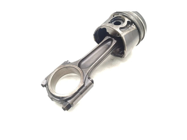 Поршень с шатуном Citroen C5